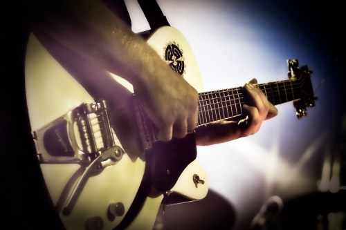 img_6981-guitar-copy-edit